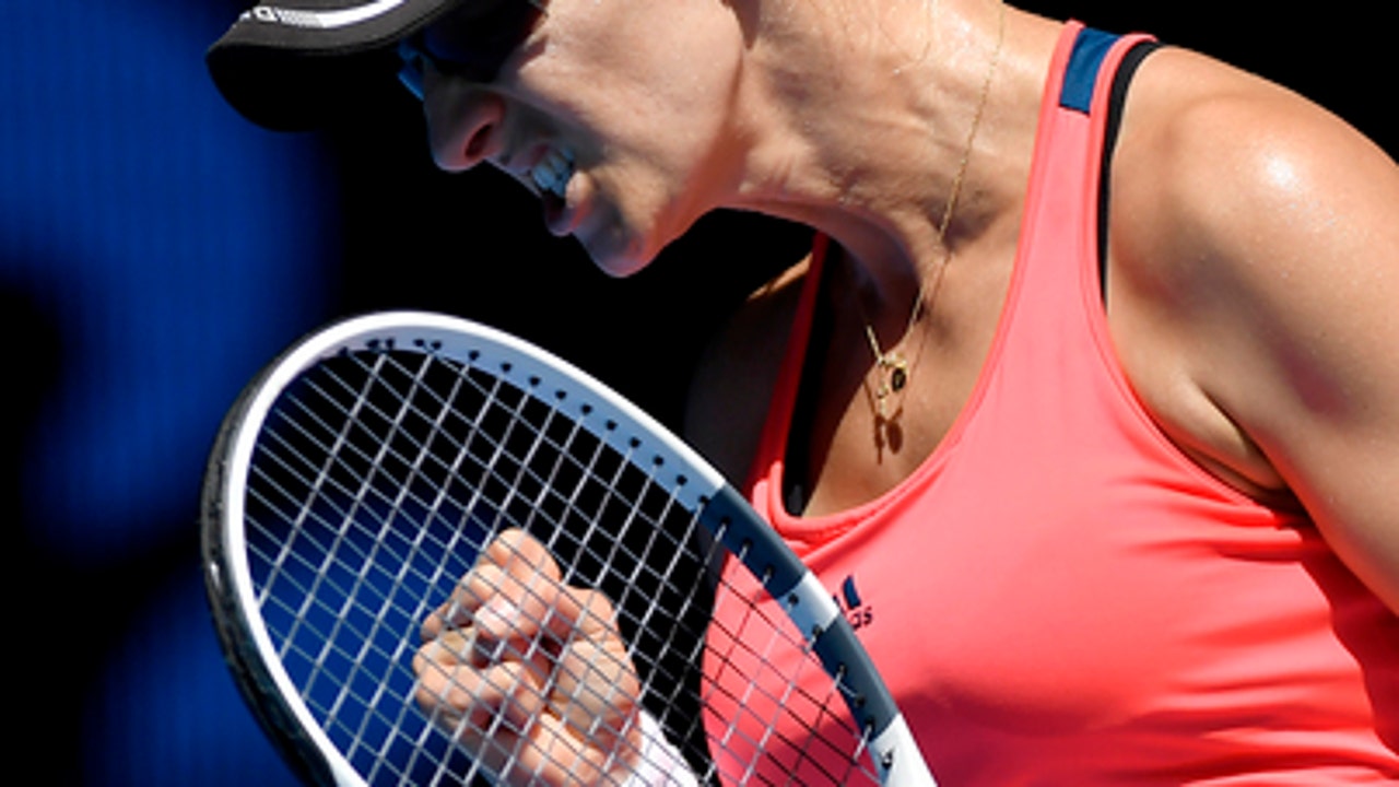 Williams, Lucic-Baroni win in throwback Australian Open